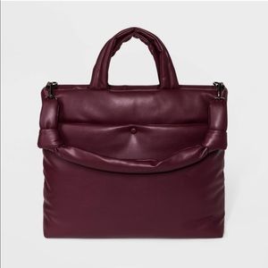 A new day zip closure tote